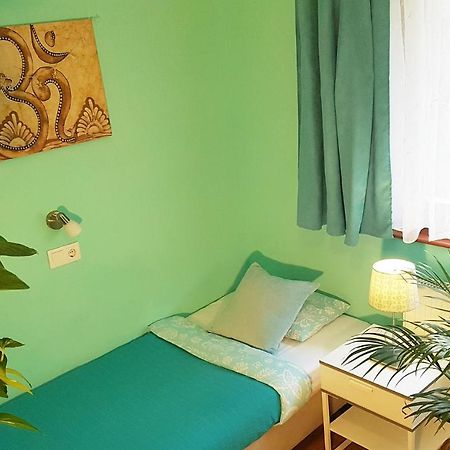 Shantee House Budapest Bagian luar foto