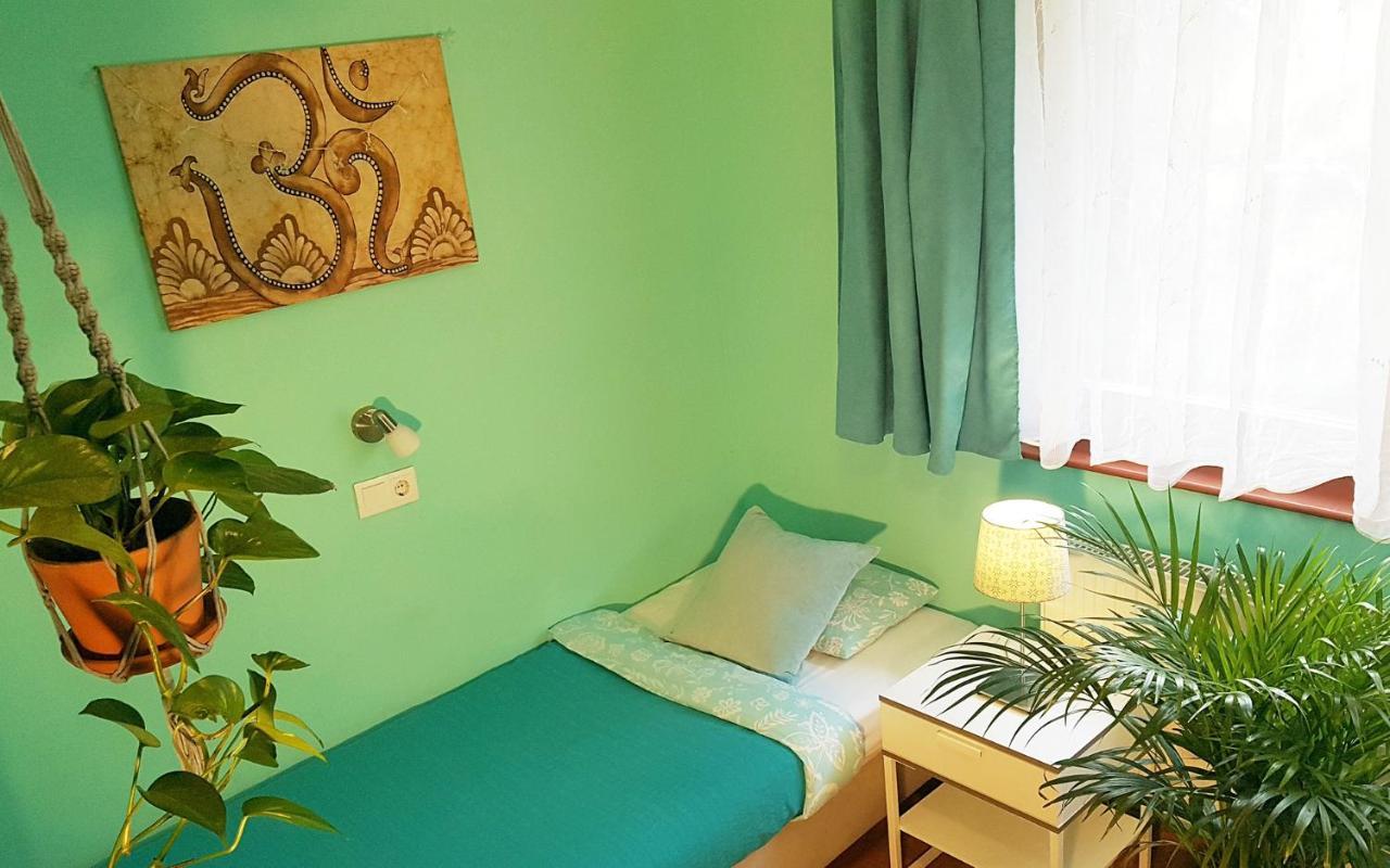 Shantee House Budapest Bagian luar foto